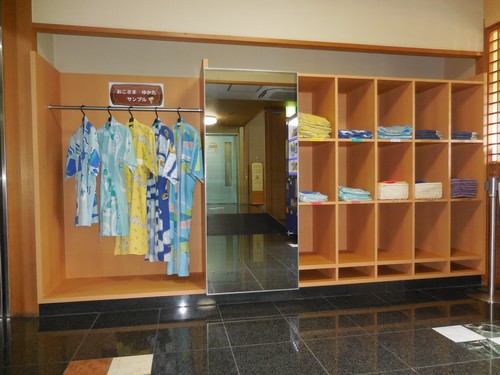 大浴場エレベーター前にお子様の浴衣置き場を設置いたしました 公式 満ちてくる心の宿 吉夢 大浴場エレベーター前にお子様の浴衣置き場を設置いたしました 公式 満ちてくる心の宿 吉夢